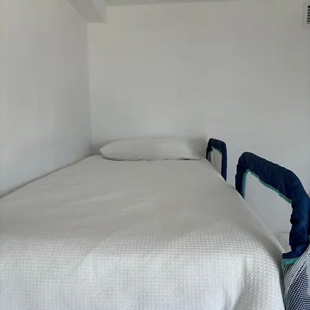 1 Linea Playa San Juan דירה *